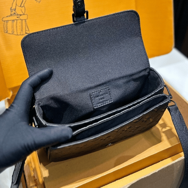 Louis Vuitton S-Cape Messenger Monogram Empreinte Black 9 Inches