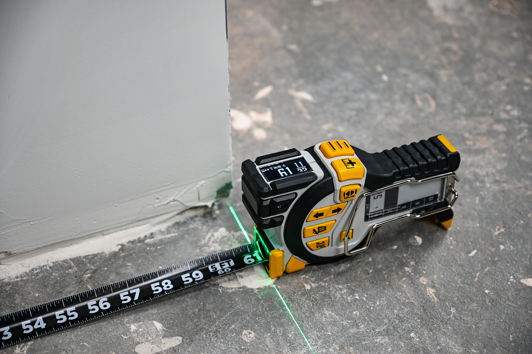 T1 Tomahawk Digital Tape Measure