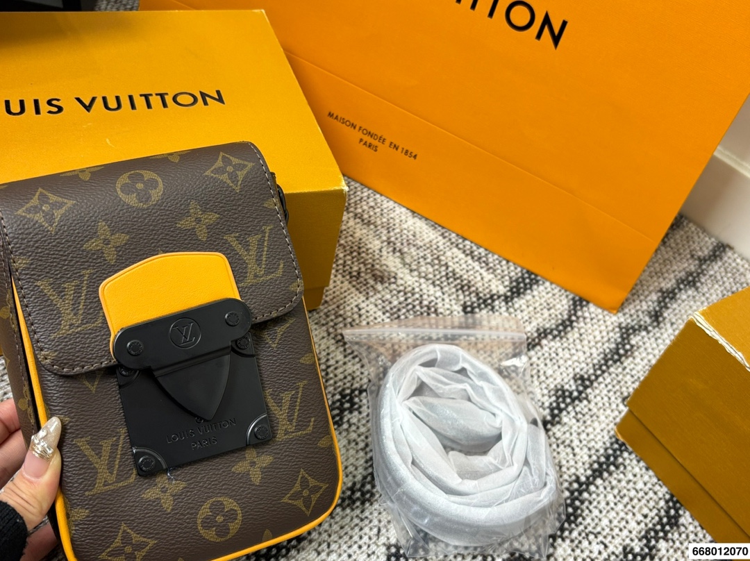 LV Slock Phone Bag - cnluxepick