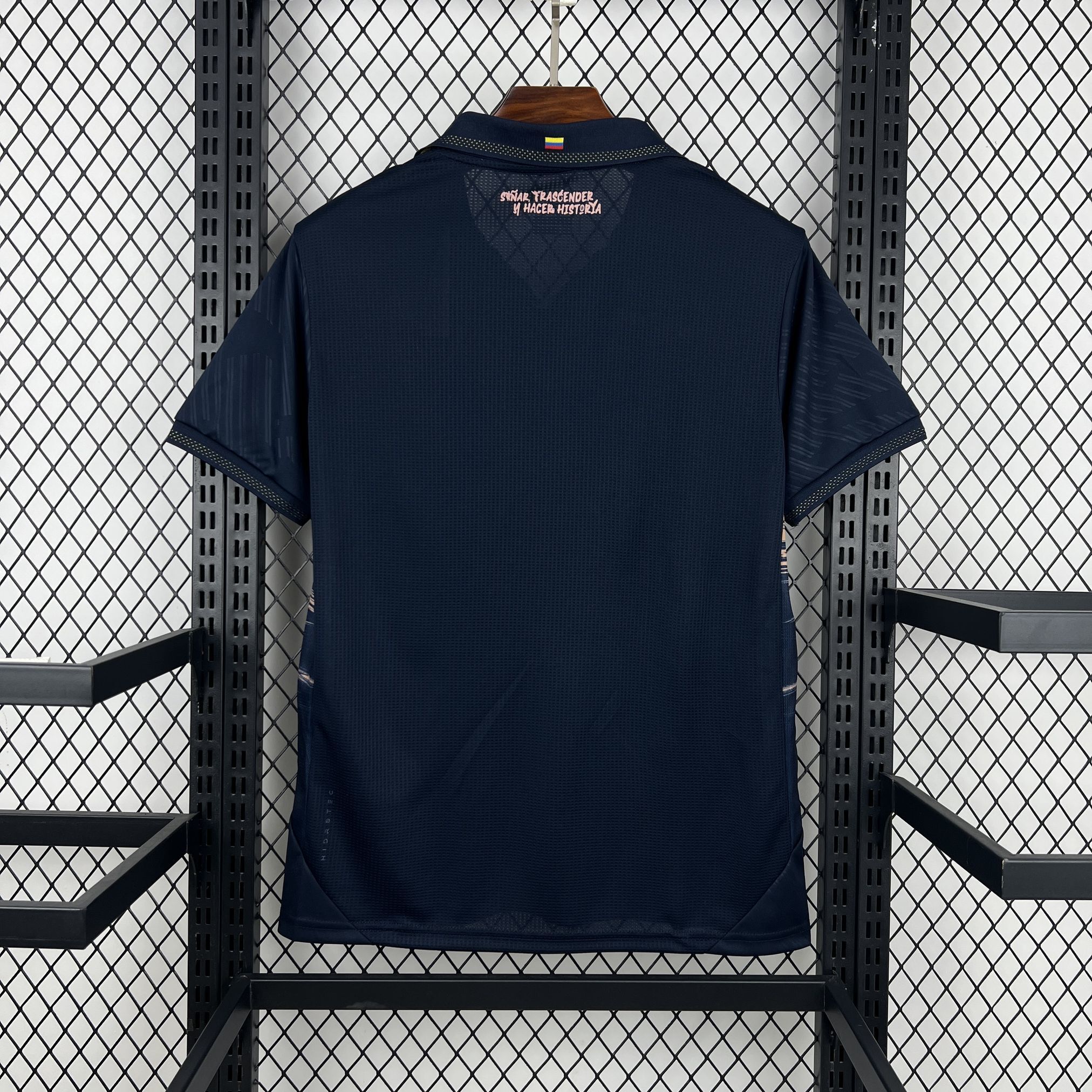 Équateur maillot foot 2026 2027 Coupe Du Monde€14.99