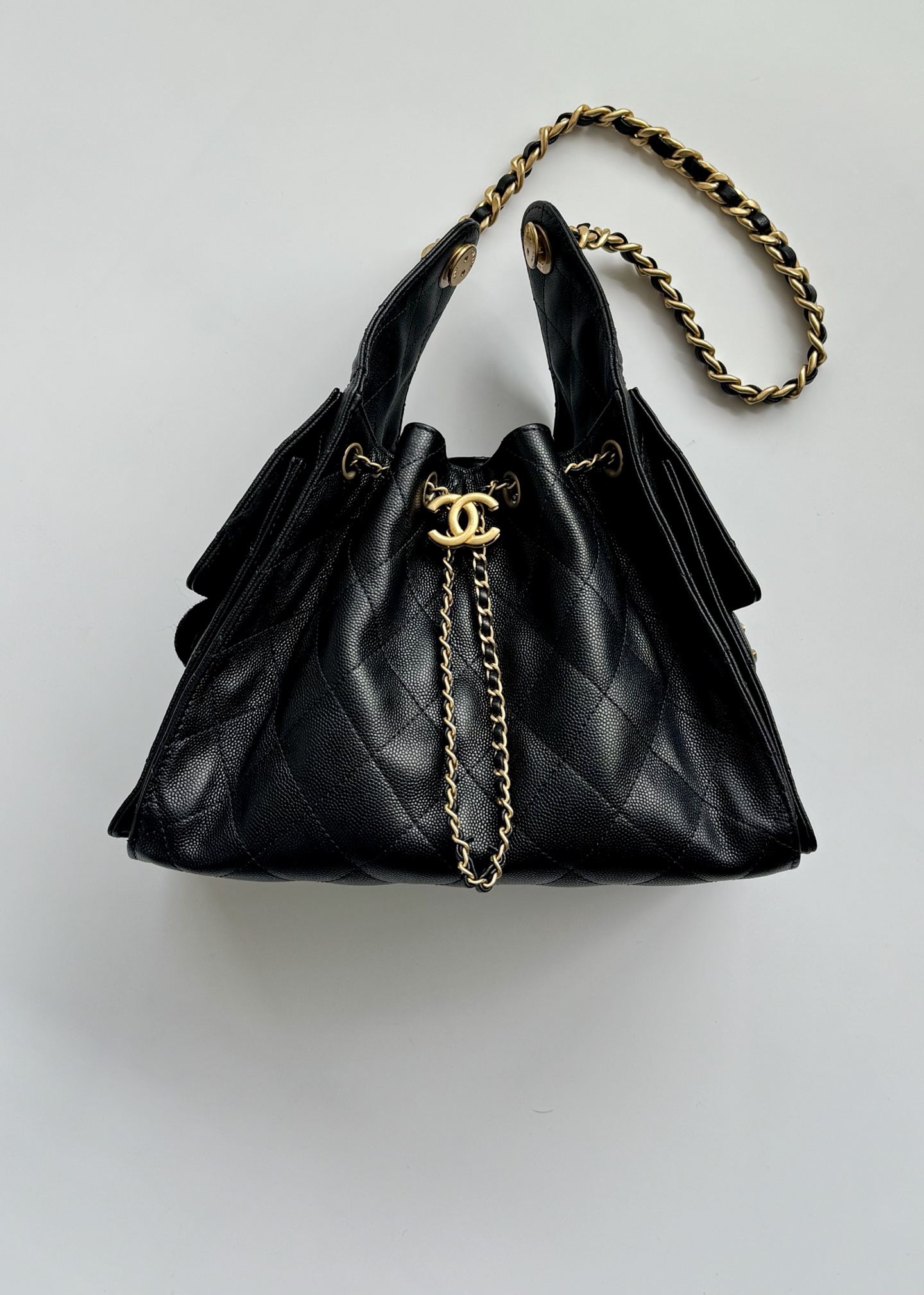 Chanel crossbody bag 25 Small Handbag Grained Calfskin & Gold-Tone Metal Black 30cm/11.8in