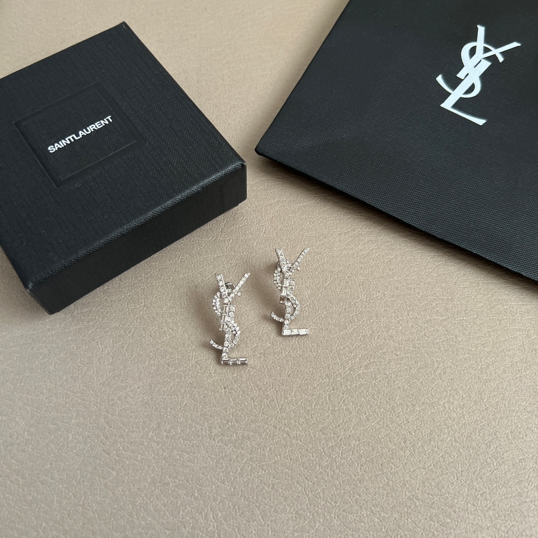 Earrings earrings letter style 2025 hot style high-end light luxury design for women - cnluxepick