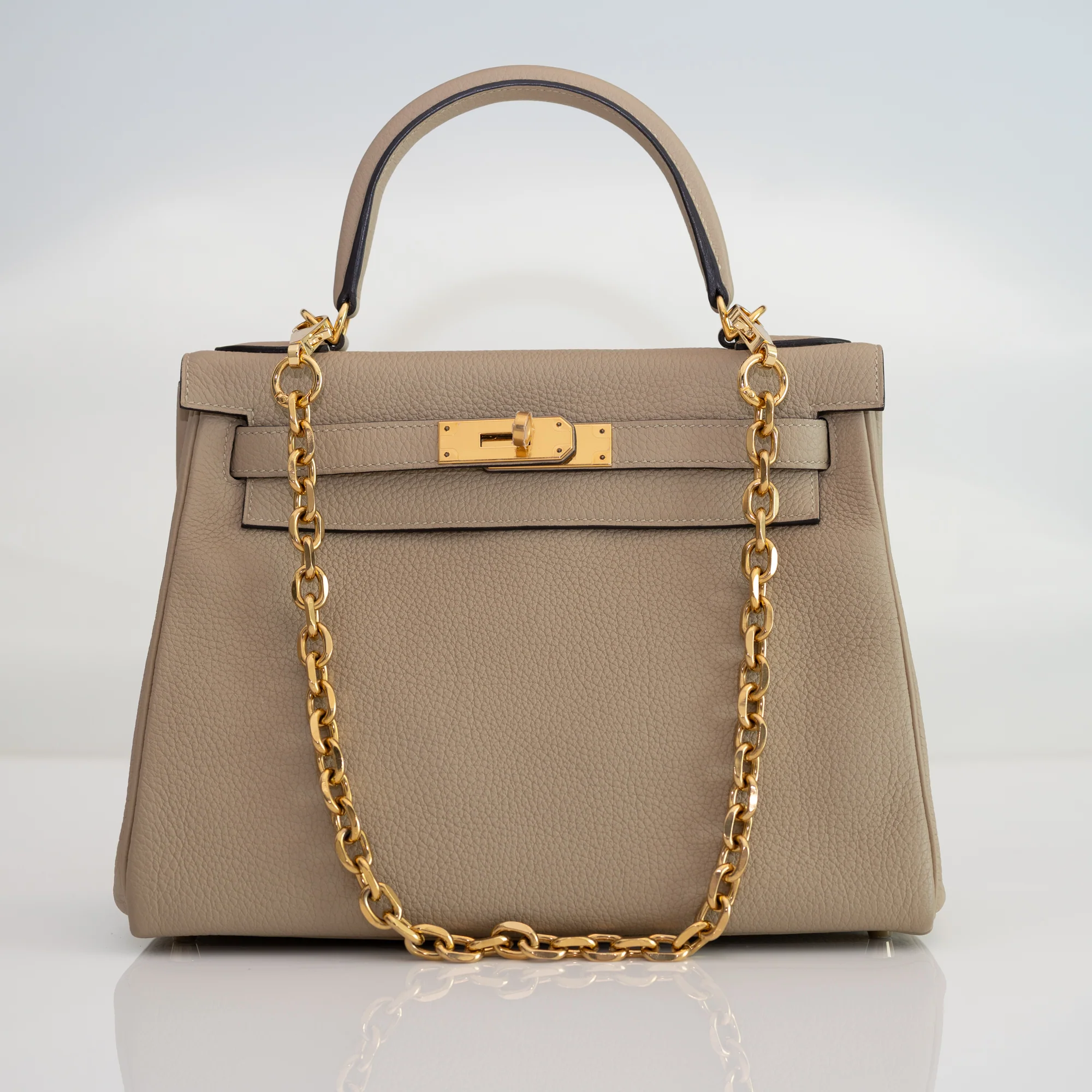 Hermès Kelly 28 Retourne Trench Togo Gold Hardware