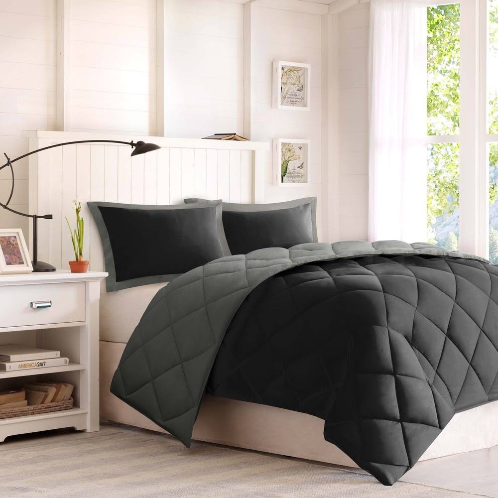 Porch u0026 den McCloy Reversible Down Alternative Comforter Mini Set - Navy/Light Blue - Full - Queen