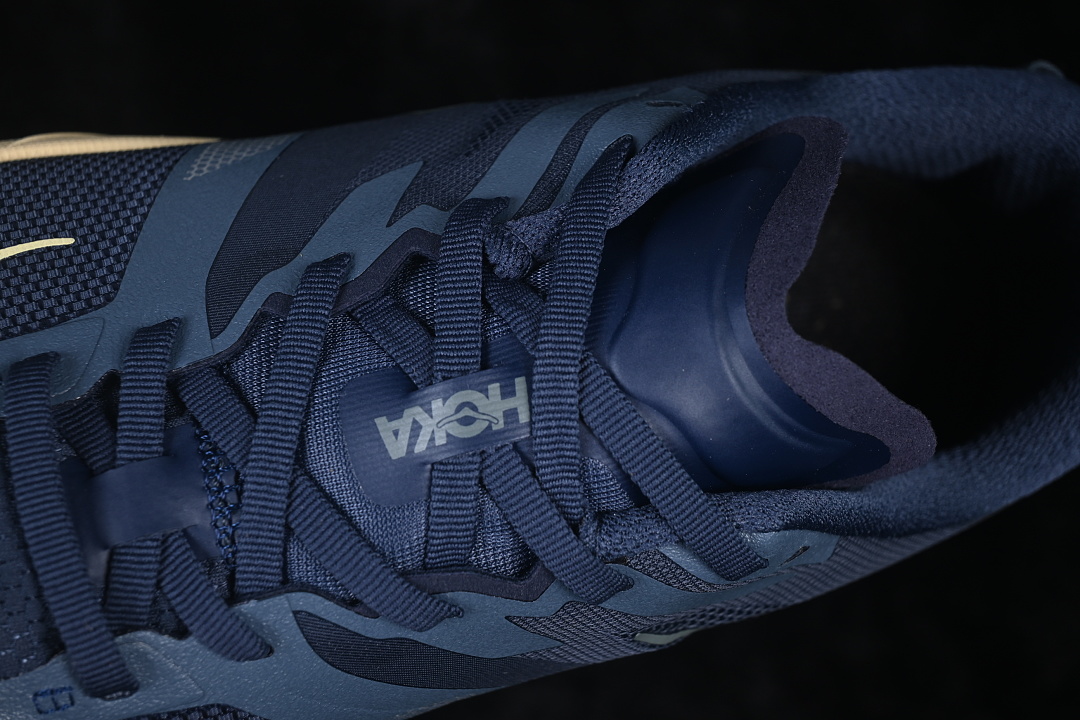 HOKA One One Speedgoat 7