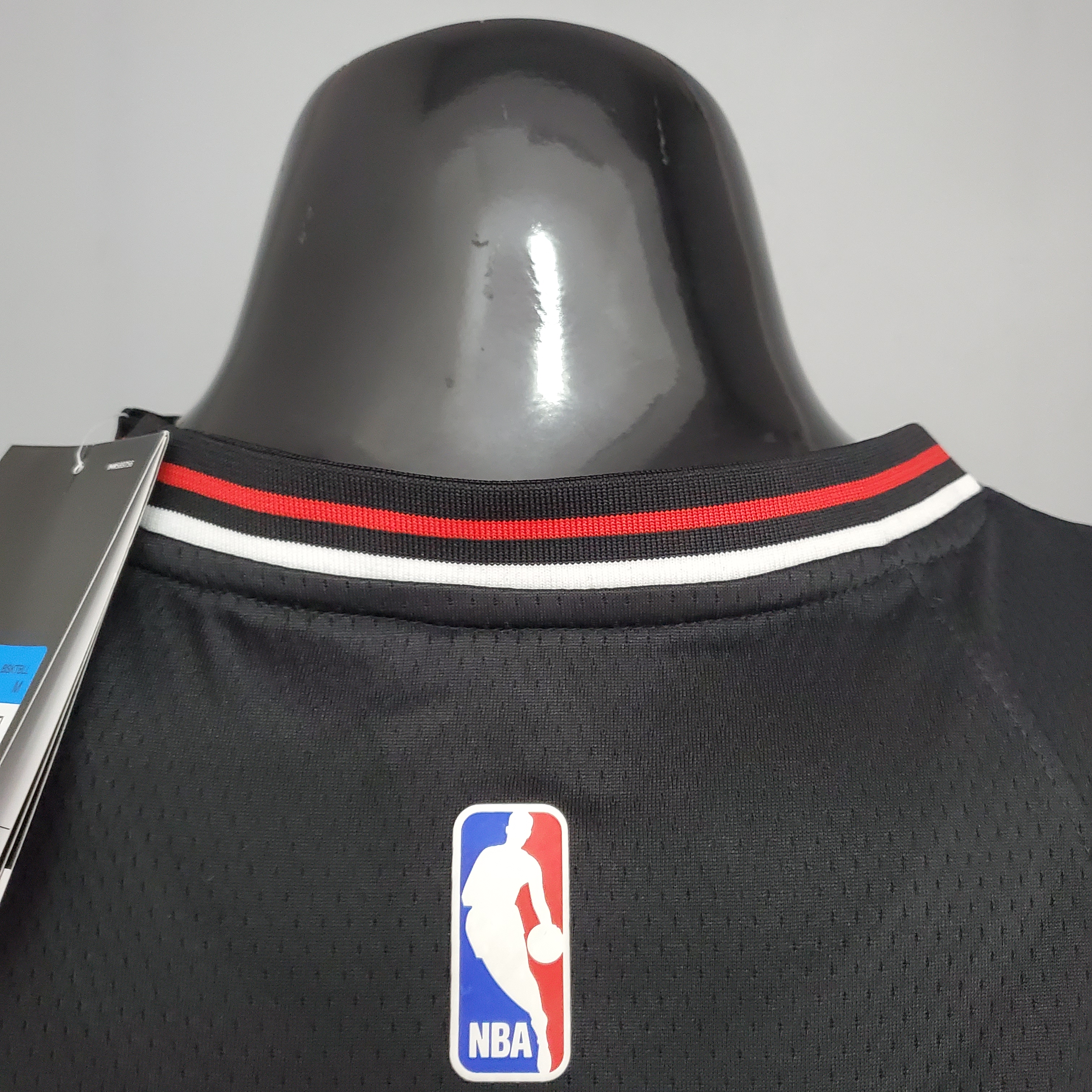 DeMar DeRozan Chicago Bulls Swingman Jersey Black