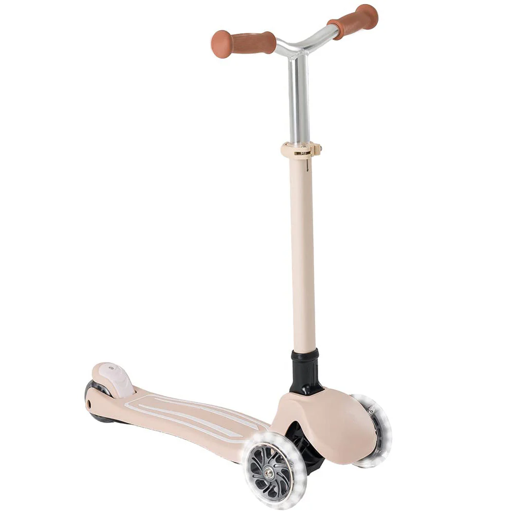 Foldable Kids 3 Wheels Scooter with LED Light-Flashing Wheels Adjustable Handlebar Height for Boys Girls