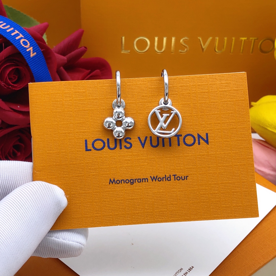 LV old flower earrings and ear hooks - cnluxepick