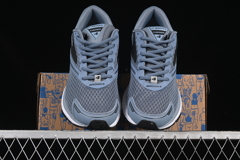 Brooks Launch 4 Running Shoes