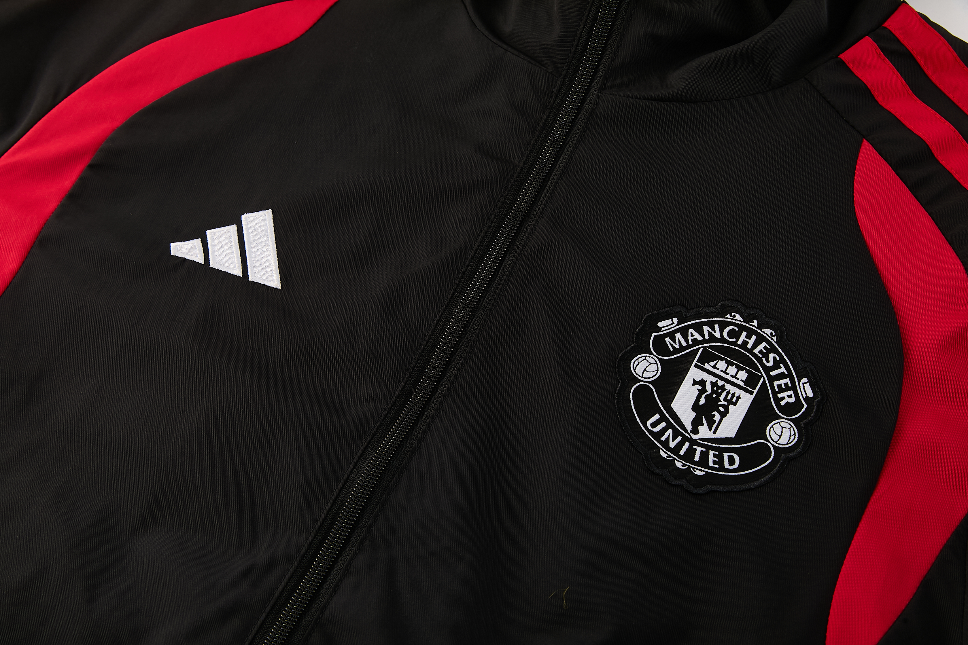 Man United 26/27 Taining Suit Hoodie Windbreaker