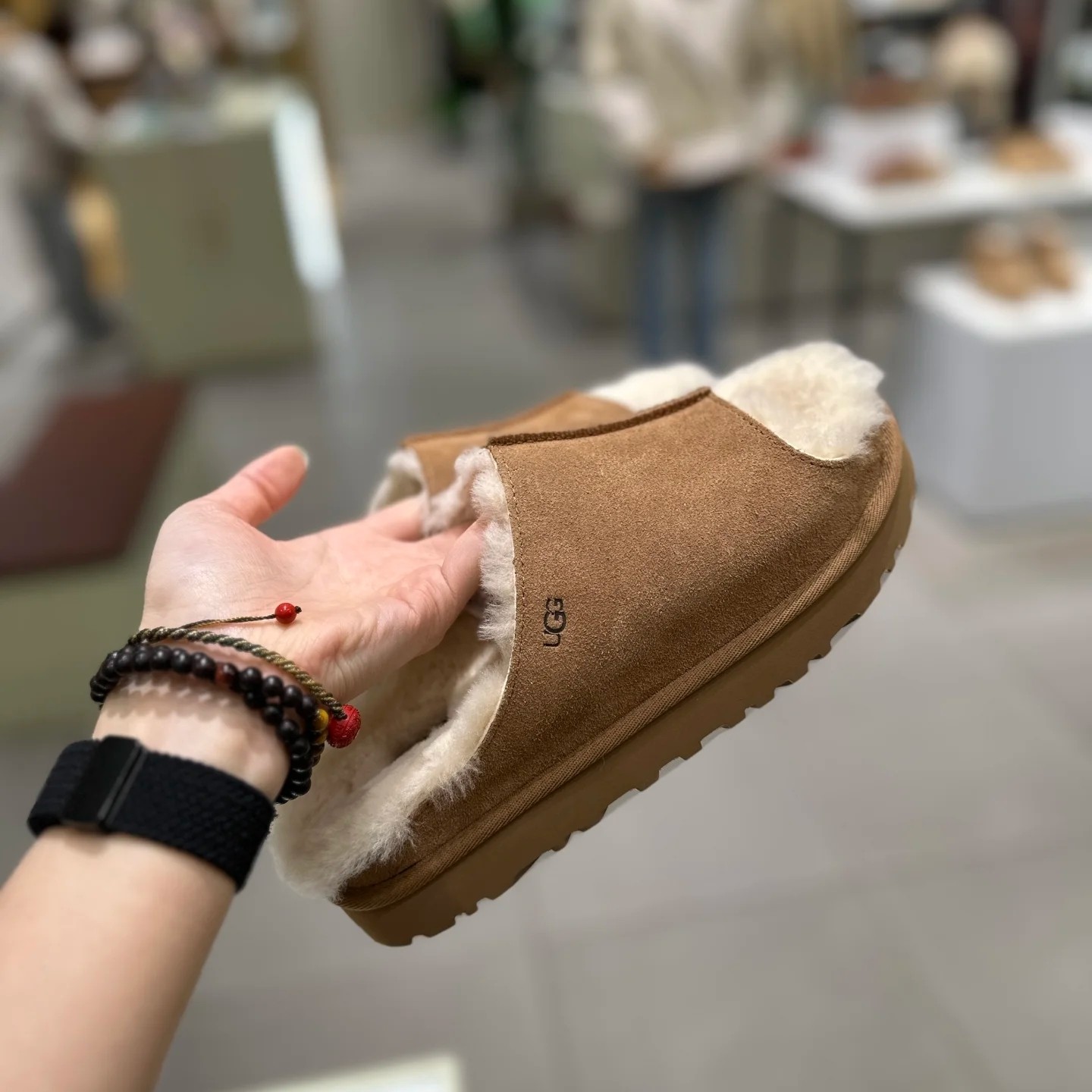UGG Porter Soufflé Slippers - cnluxepick