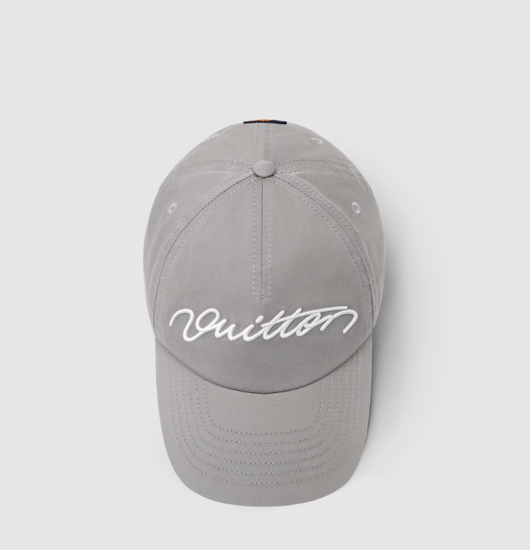 LOUIS VUITTON Signature Cap