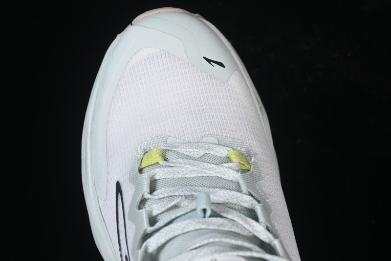 Brooks Caldera 8 Nitrogen Running Shoes
