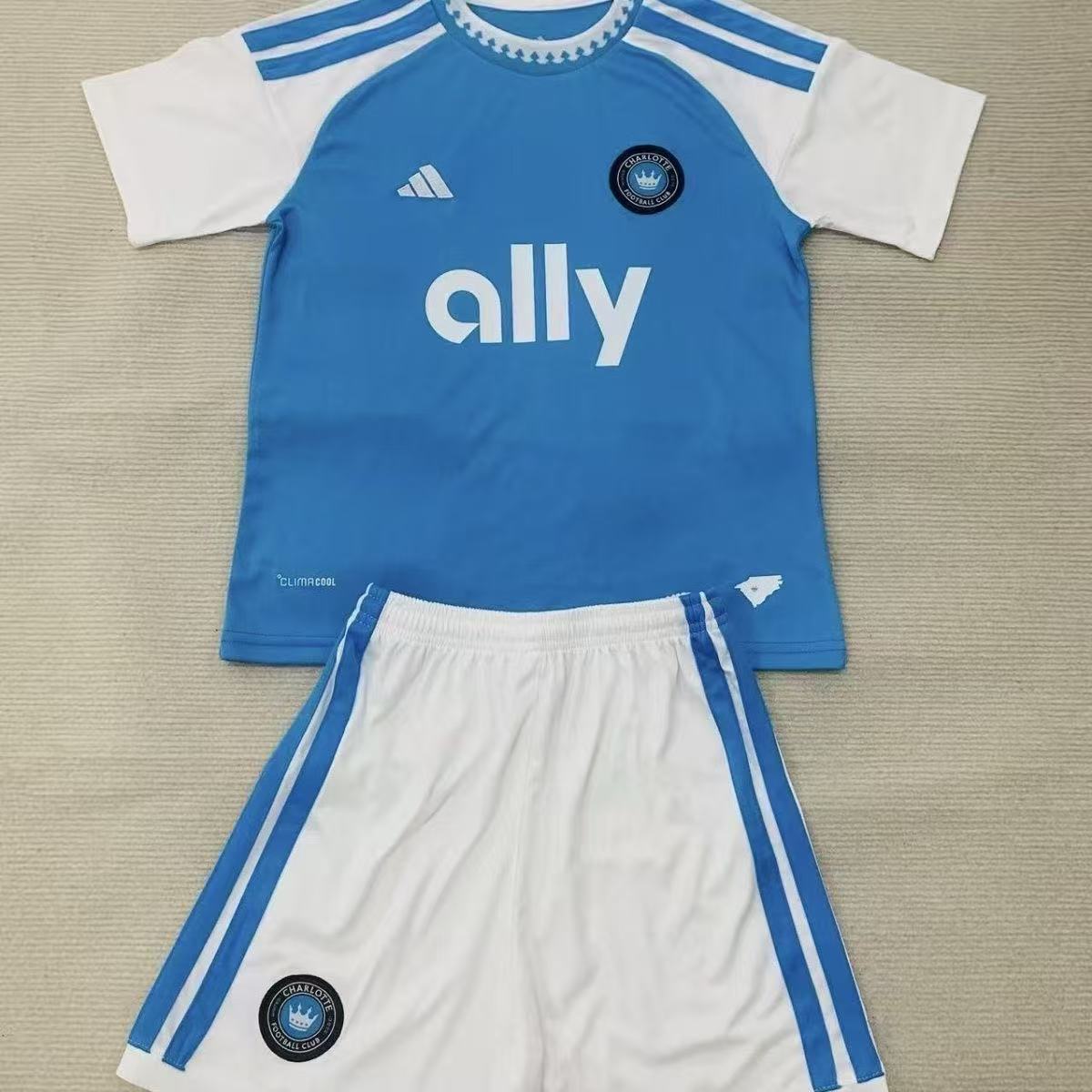 Charlotte 26-27 home children's kit jersey