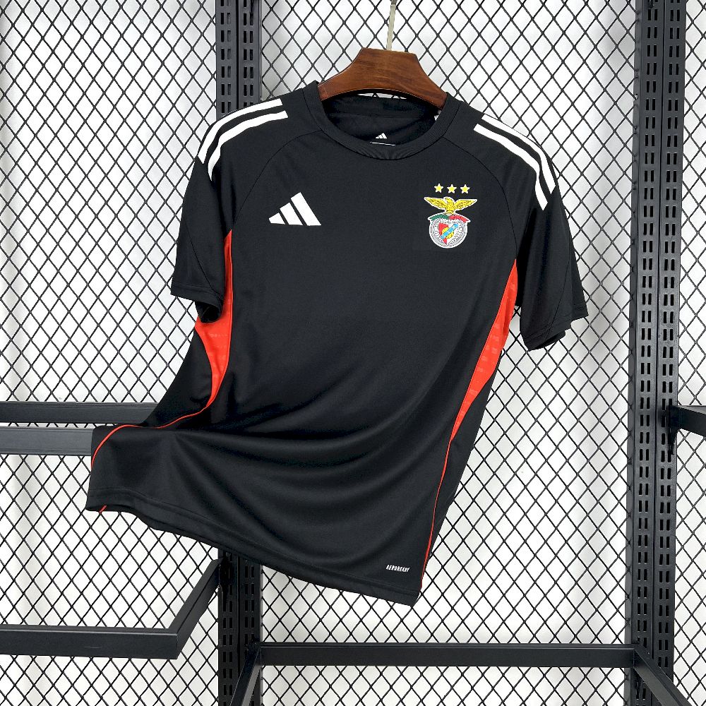 Benfica maillot foot entraînement 2025 2026€14.99