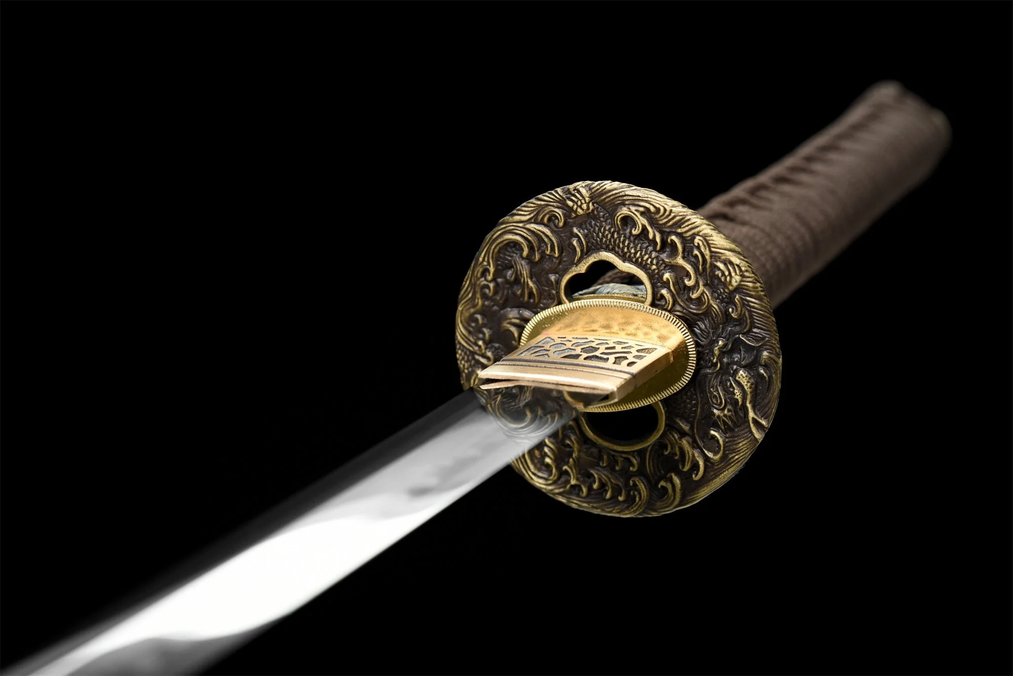 T10 Clay Tempered Katana – Natural Wood Saya, Full Tang