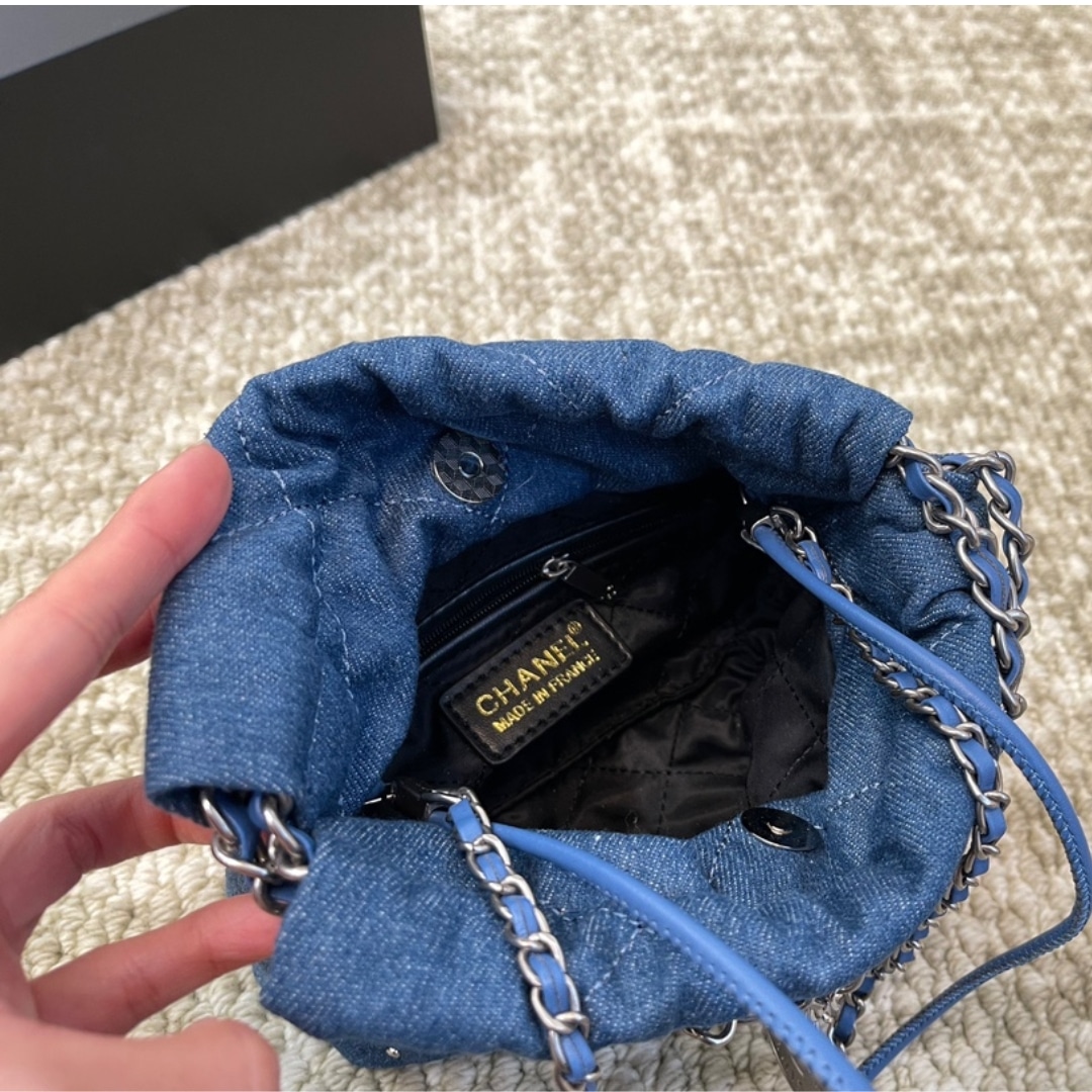 Chanel 22 Mini Handbag Washed Denim Silver Tone Metal Blue 17Cm As3980 B16649 Ny101