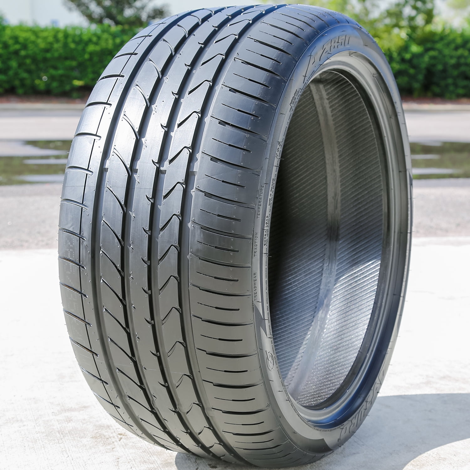 A set of 4 (quad) 255/35R20 97Y XL high performance tyres suitable for: 2007-10 Mercedes-Benz S550 4Matic, 2017-18 Audi Q3 Technik