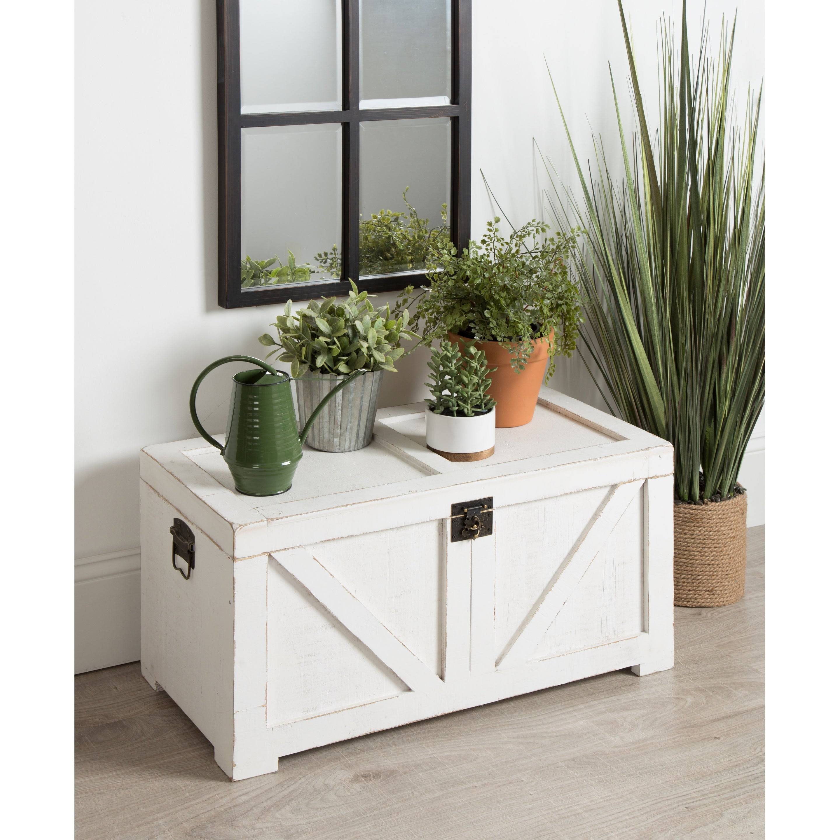 Kate and Laurel Cates Classic Farmhouse Small Wooden Storage Chest Trunk, Gray, Modern Farmhouse Decorative Storage Chest