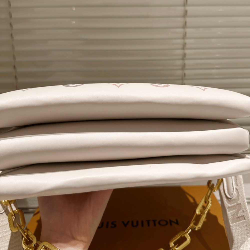 Louis Vuitton Coussin PM Dream Cream 10.2 Inches M25507