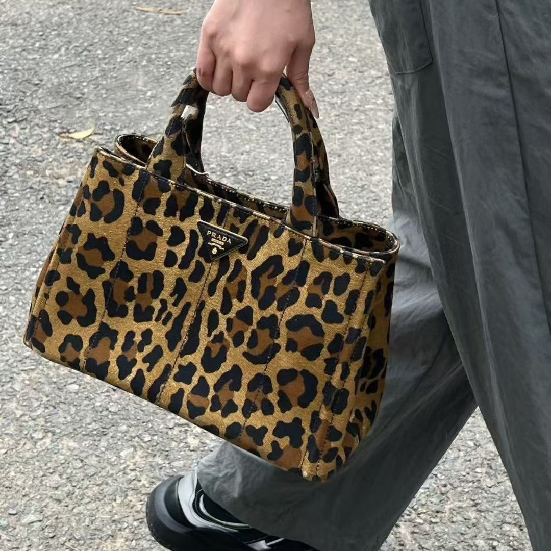 Top version Prada leopard print handbag - cnluxepick