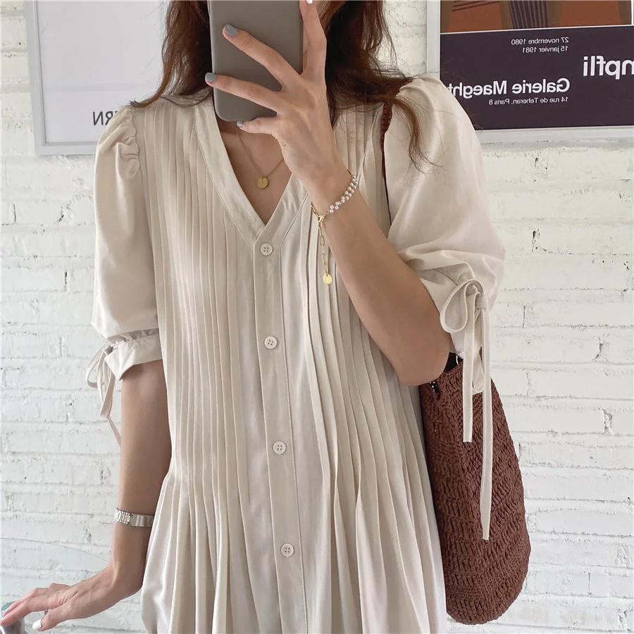 Pleated V-Neck Puff Sleeve Maxi DressClistos