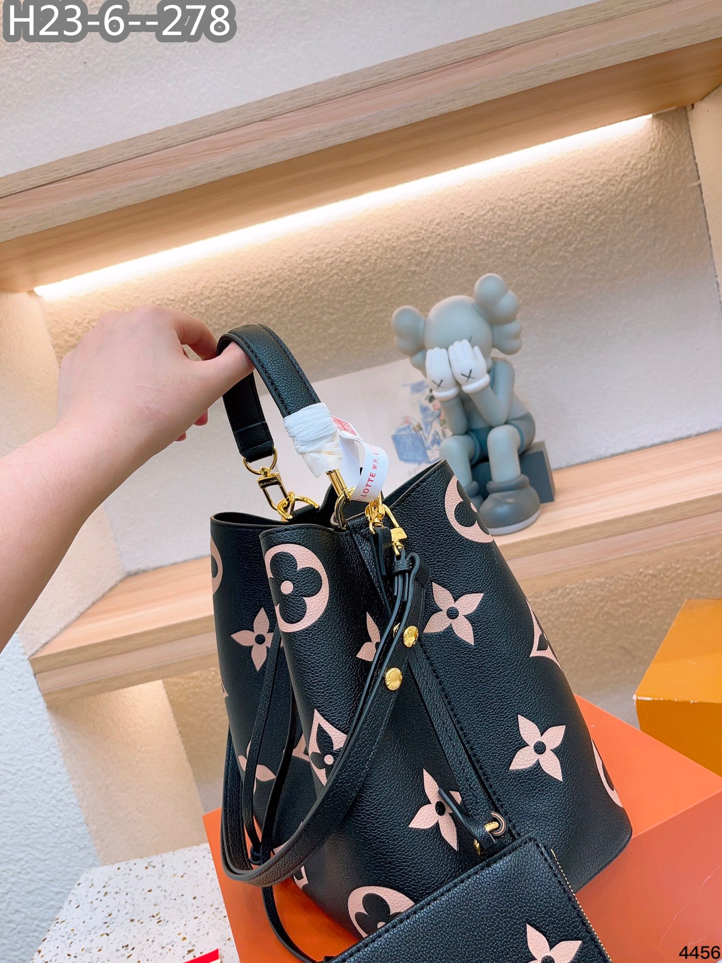 Louis Vuitton N Ono  Mm Black 25Cm M45497
