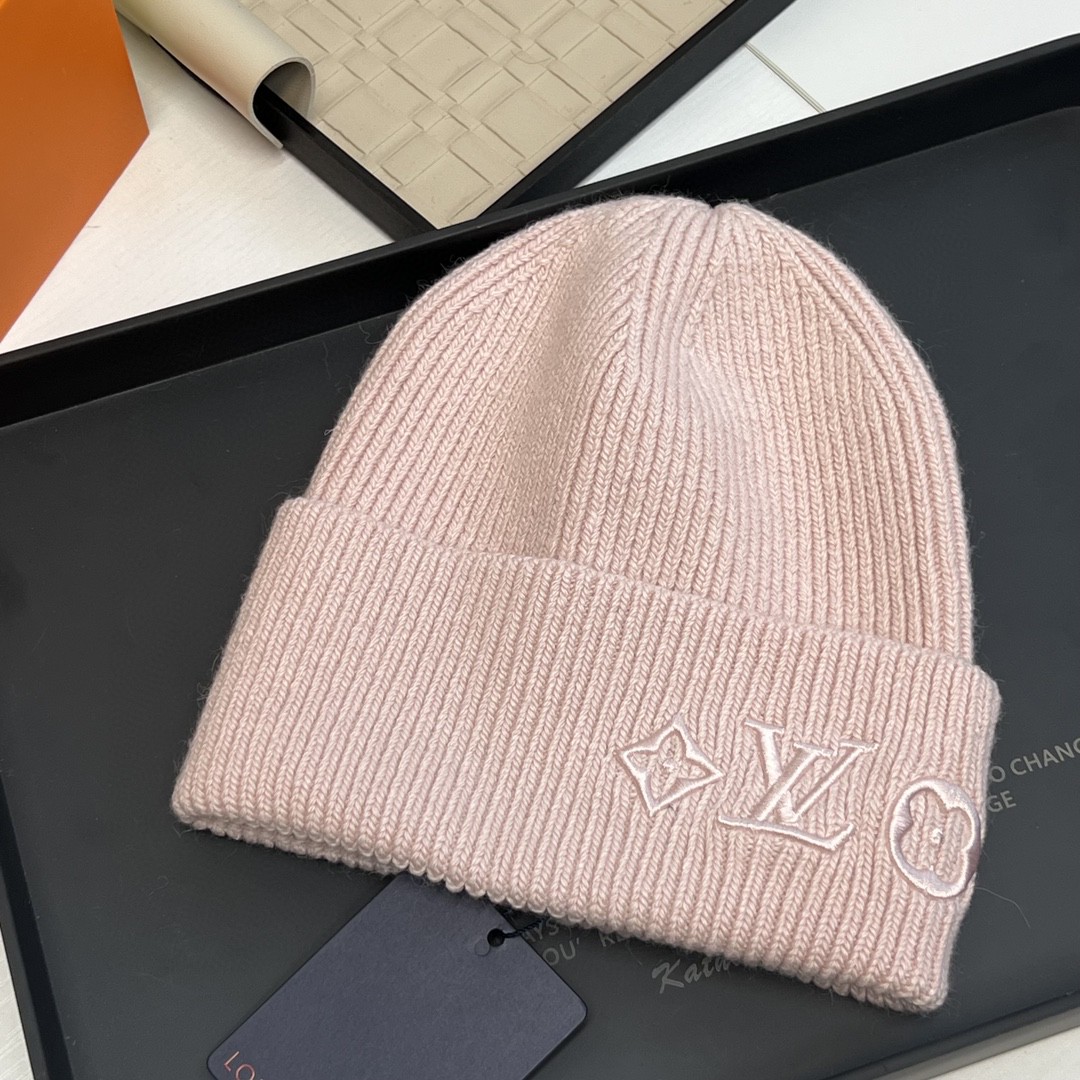 Louis Vuitton LV Headline Beanie - cnluxepick