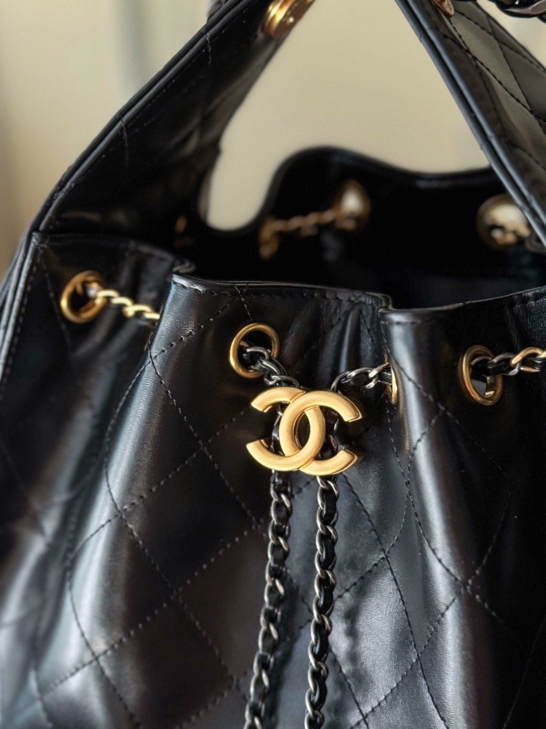 Chanel 25Bag 25C Oil-waxed leather black & gold small