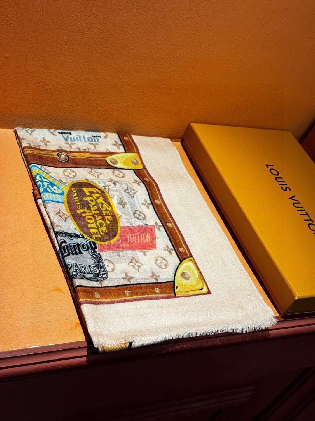 Louis Vuitton Monogram Trunk Stickers Shawl For Women 200cm