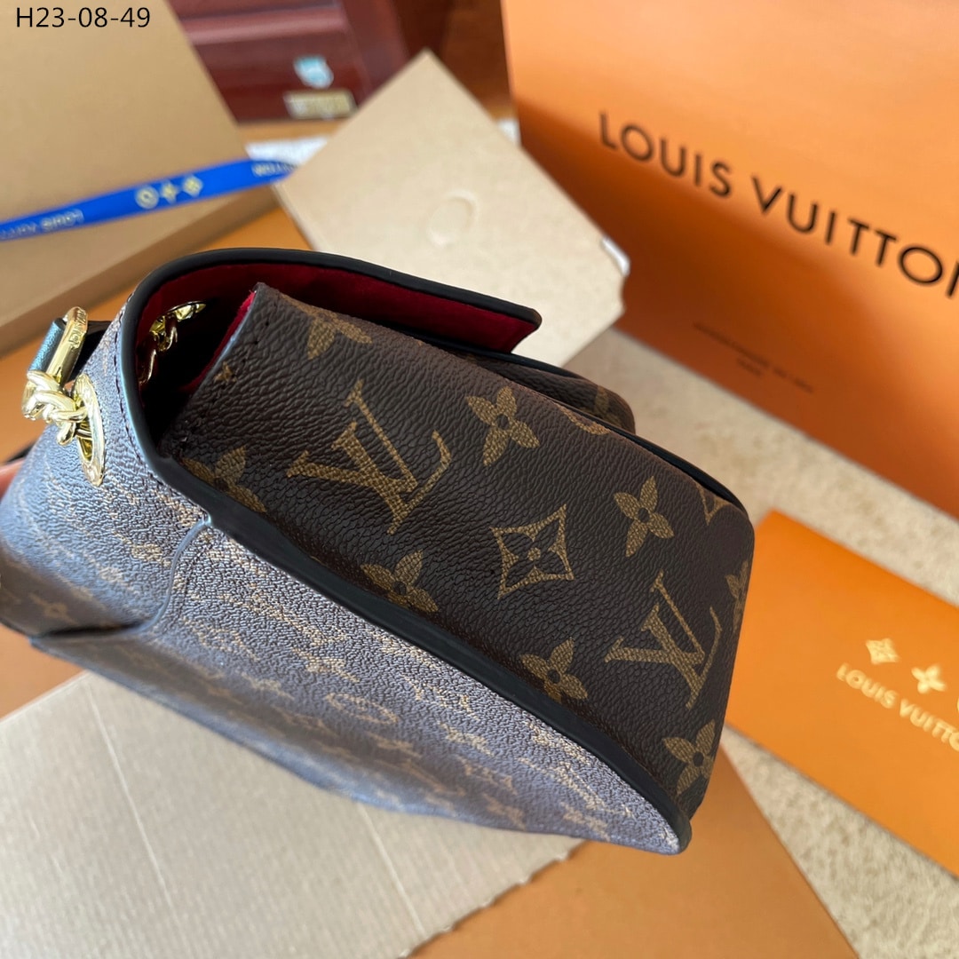 Louis Vuitton Passy Monogram Canvas 23Cm M45592