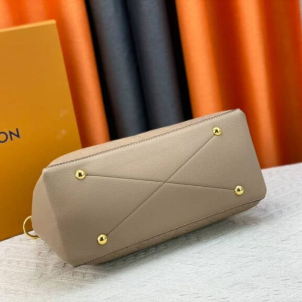 Louis Vuitton Maida Hobo Bag Dune 12.6 Inches M45523