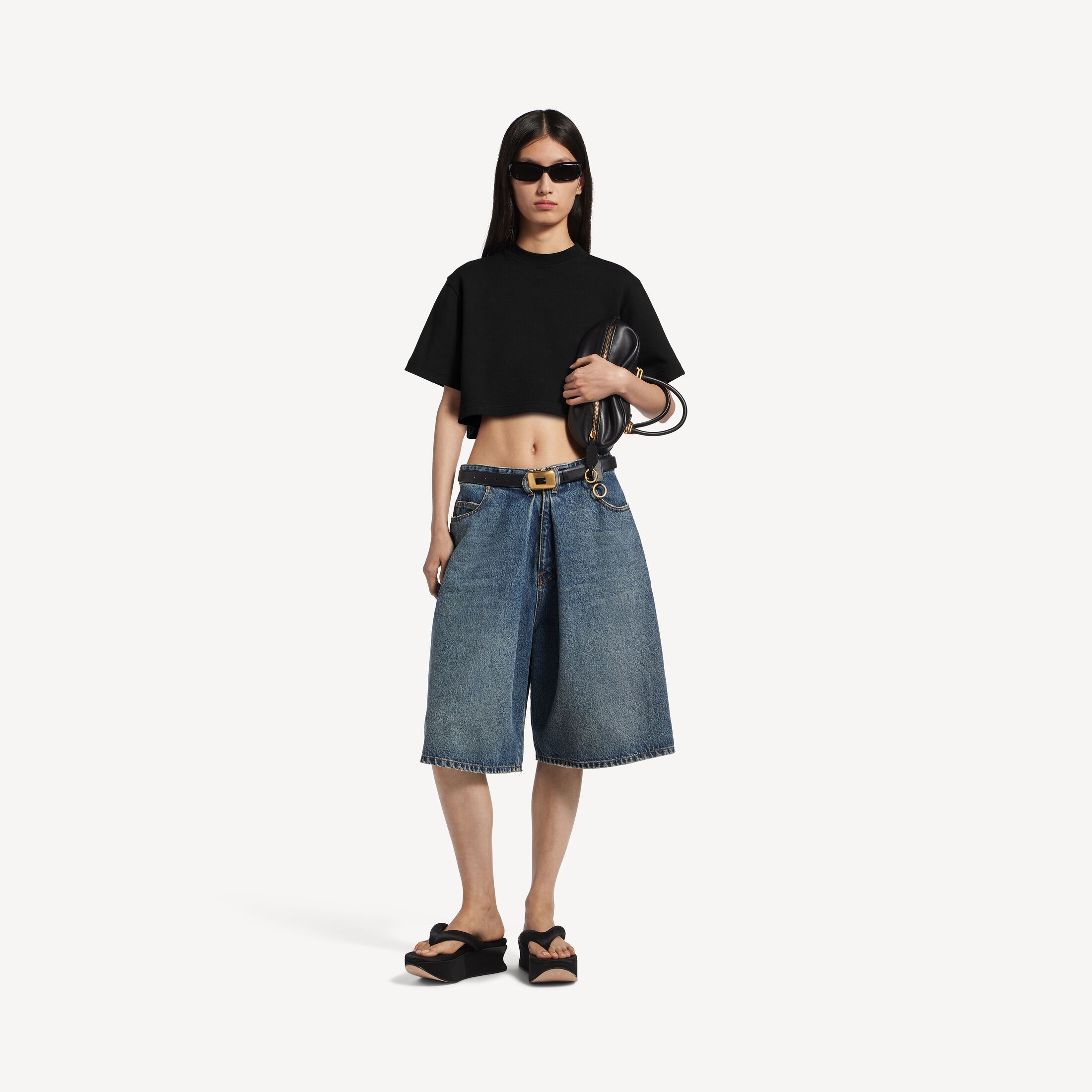BALENCIAGA WOMEN'S CROPPED T-SHIRT IN BLACK Cropped T-Shirt in black new interlock jersey