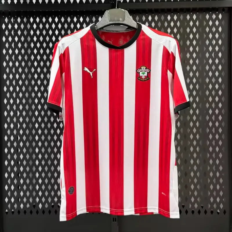 Southampton 26/27 Home Jersey