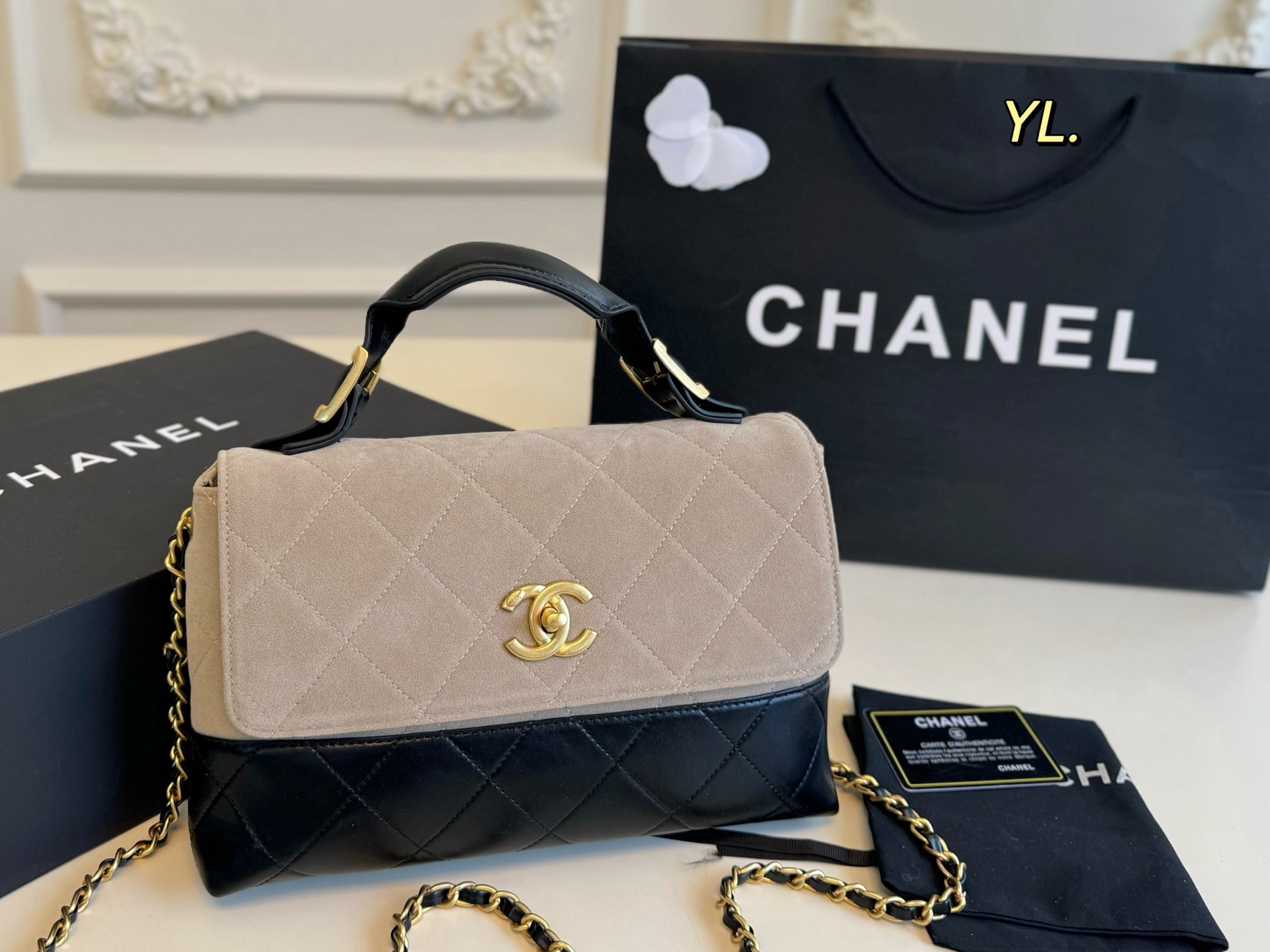 Chanel's new Hobo chain flap tote - cnluxepick