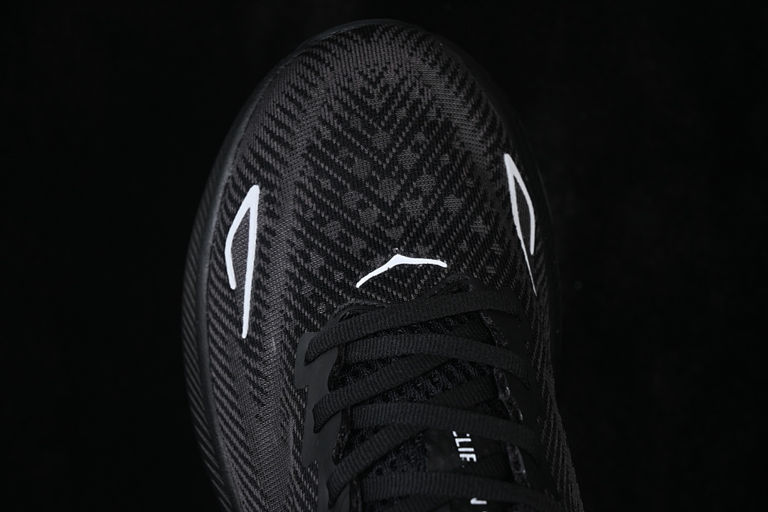 HOKA One One Clifton 9 All-terrain Everyday Road Running Shoes