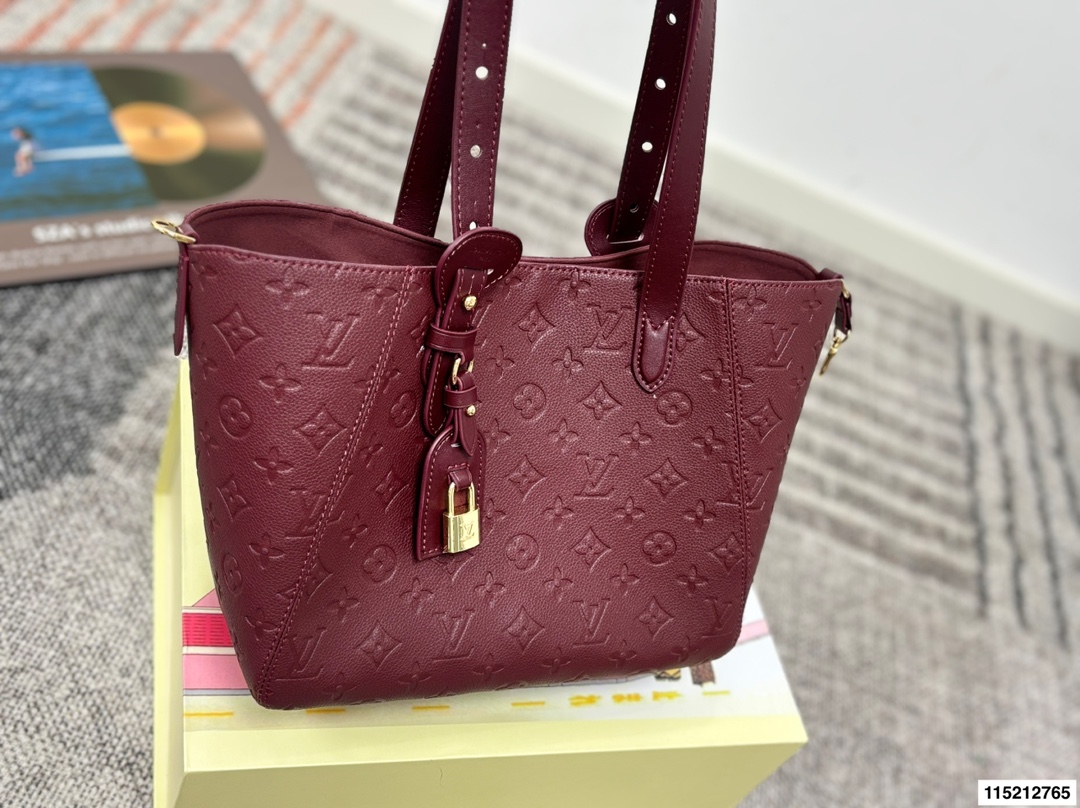 LV Tote Handbag - cnluxepick