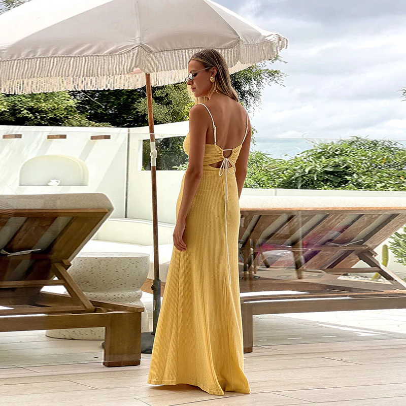 Elegant Ruched Backless Maxi DressClistos