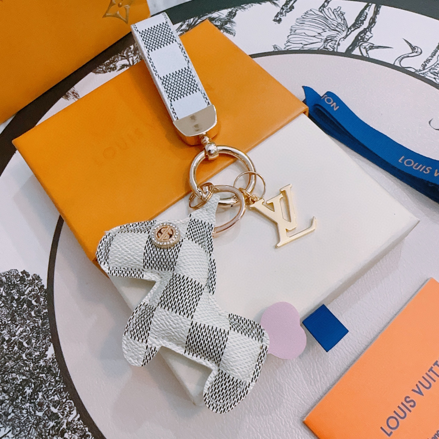 LV keychain bag buckle - cnluxepick