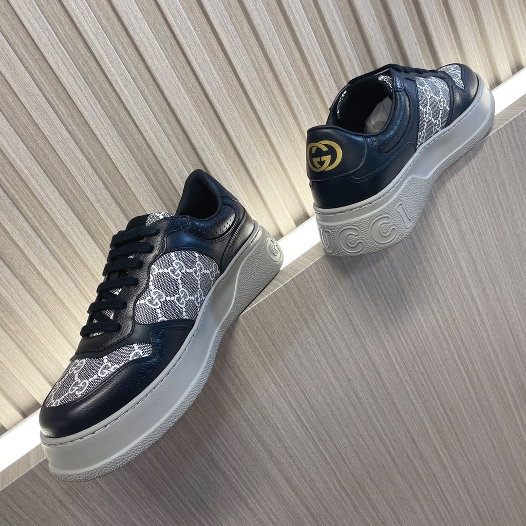 Gucci Men’S Gg Trainer Supreme Canvas Black ?669582 Aacod 1072