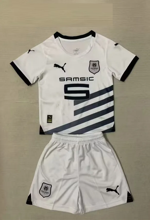 Kit Enfant Rennes 2023 2024€13.99