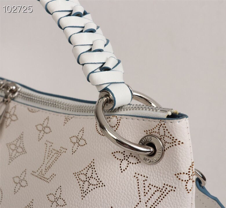Louis Vuitton Beaubourg Hobo Mm White