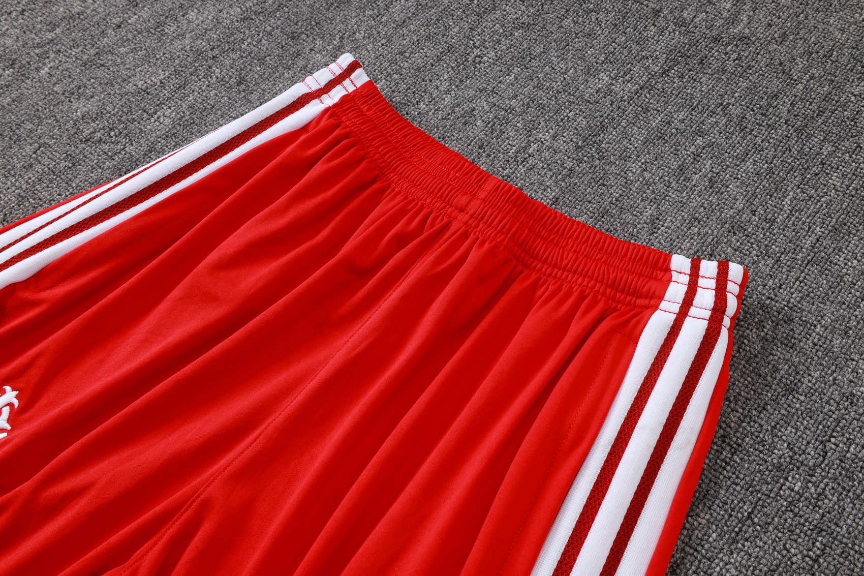 SC Internacional Half Zipper Training Suit B26014