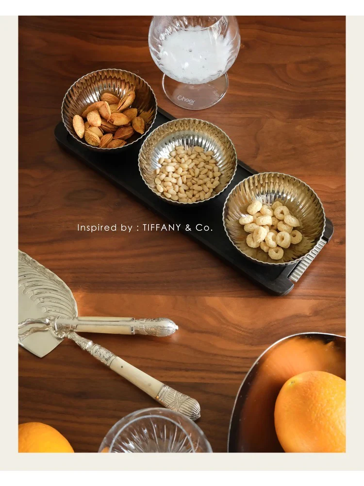 DC137 - High-end line/gift box TIff@ny silver egg walnut nut tray tea tray table ornament housewarming