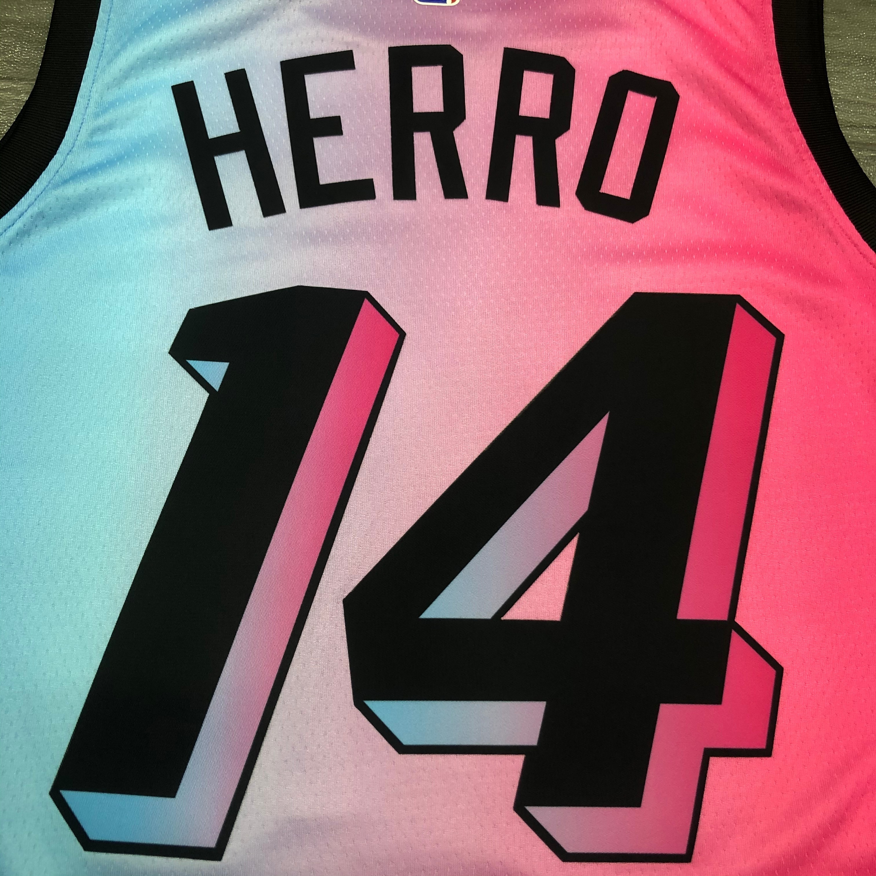 21 Season Miami Heat City Edition  No.14