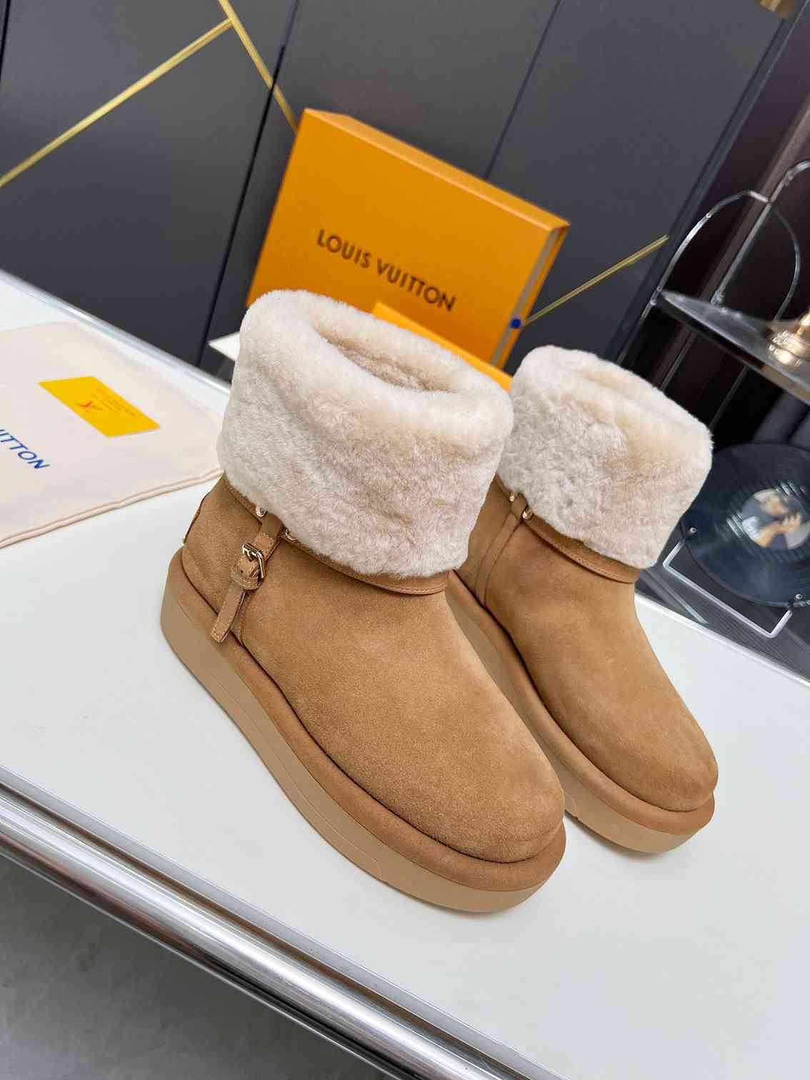 Louis Vuitton Aspen Platform Ankle Boot Beige 1Ac79I