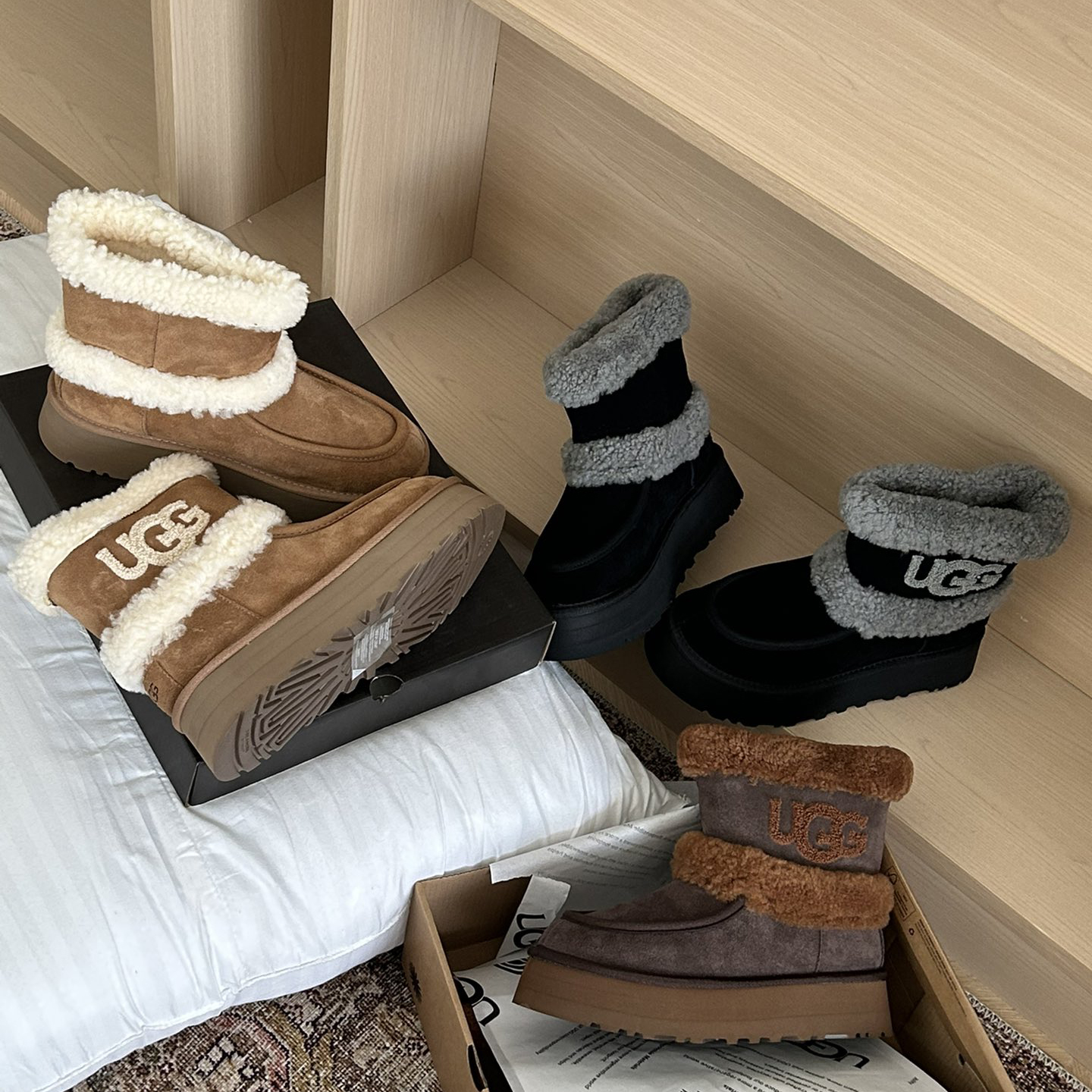 UGG Boots High top snow boots - cnluxepick