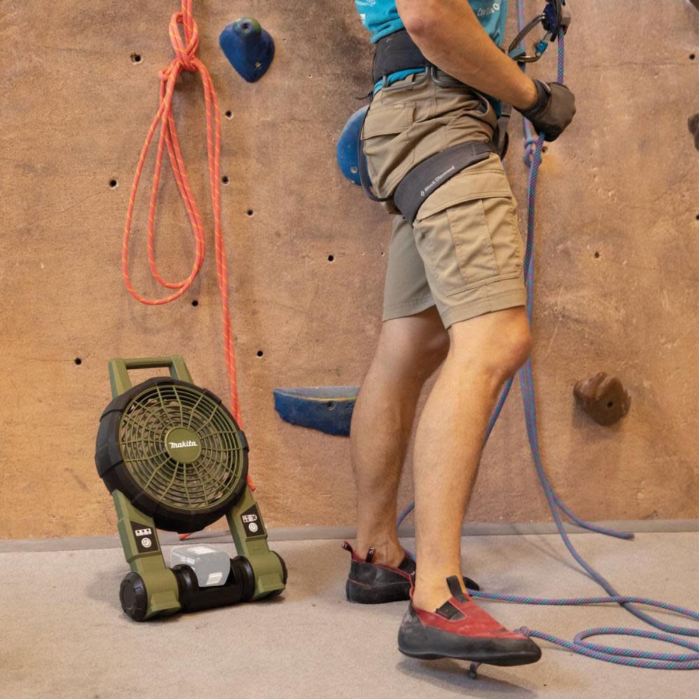 Makita Outdoor Adventure 18V LXT 9″ Fan ADCF201Z