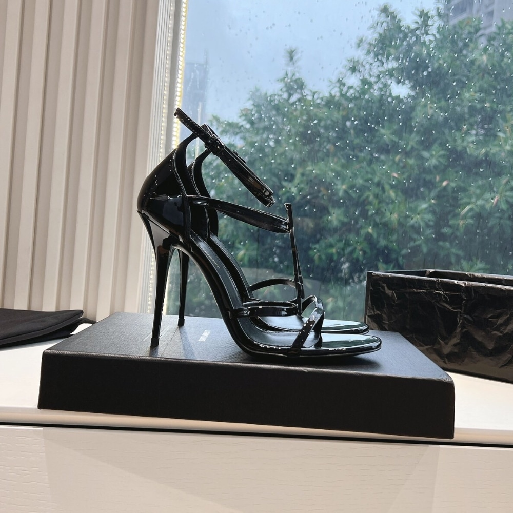 Saint Laurent Cassandra Sandals In All Black 6301090Npvv1000