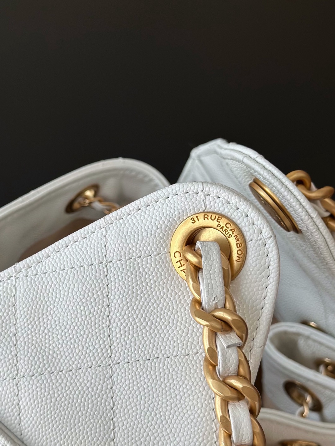 Chanel 25bag 25C Caviar leather white & gold small